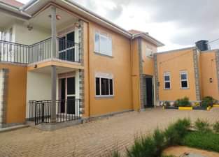 A picture of Flat House on sale 3 bedrooms 3 Indoor toilets bathroom