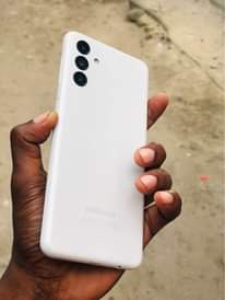 A picture of SAMSUNG A04s