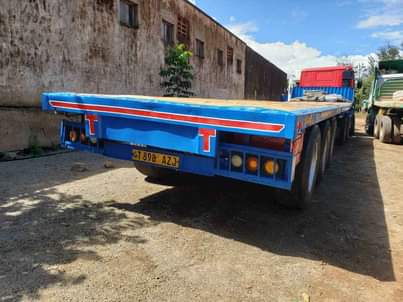 A picture of Scania inauzwa 45Mln Ipo barabarani inapiga kazi