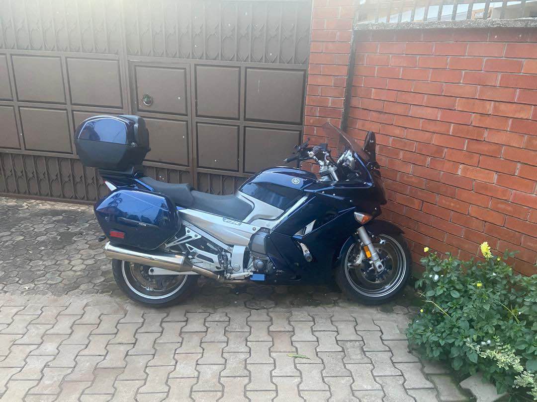 A picture of Fjr 1300