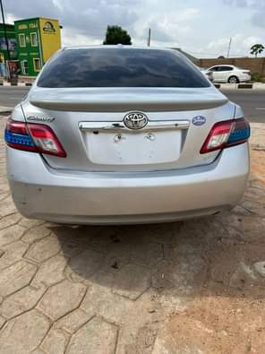A picture of Toyota Camry muscle XLE full Upton Keyless entry complete pure