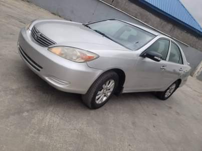 A picture of REG CAMRY 04 LE