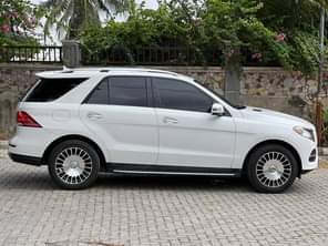 A picture of Barely used Accident Free 2016 Mercedes Benz Gle350 Cleanest title