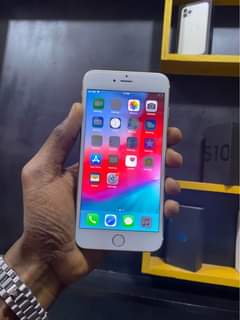 A picture of Iphone 6