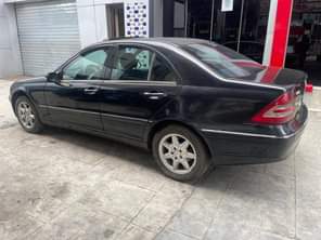 A picture of sharp Benz Transmission Automatic Engine working perfectly Gear Ac in