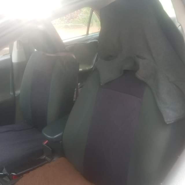 A picture of Toyota Corolla 2012 manual gear