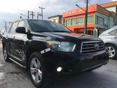 A picture of Nigeria used highlander
