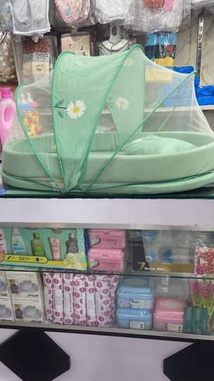 A picture of Crib net