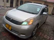 A picture of Toyota Isiss