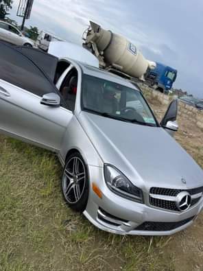 A picture of SUPER SHARP 2008 MODEL MERCEDES BENZ C300 2008 upgraded to