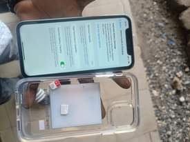 A picture of iPhone 11 plain GB 64