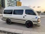 A picture of HIACE DUNGU 5L engine Manual gear