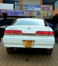 A picture of Toyota mark 2 on Sale or whatsapp 0751559193 9.7million slightly