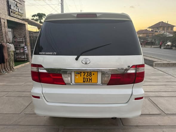 A picture of Toyota Alphard