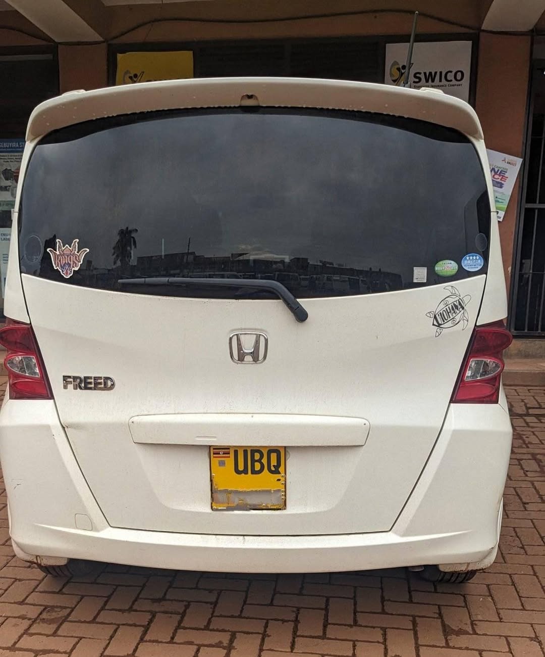 A picture of Honda Freed 2010