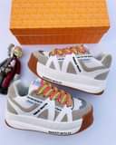 A picture of Sneakers
