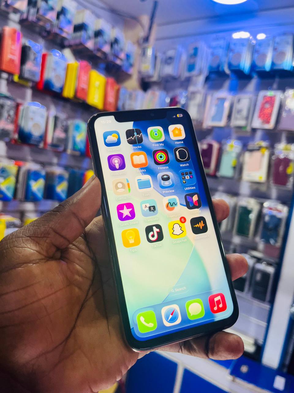 A picture of QUICK DEAL IPHONE 11 Pro Uses WiFi Only AT ONLY