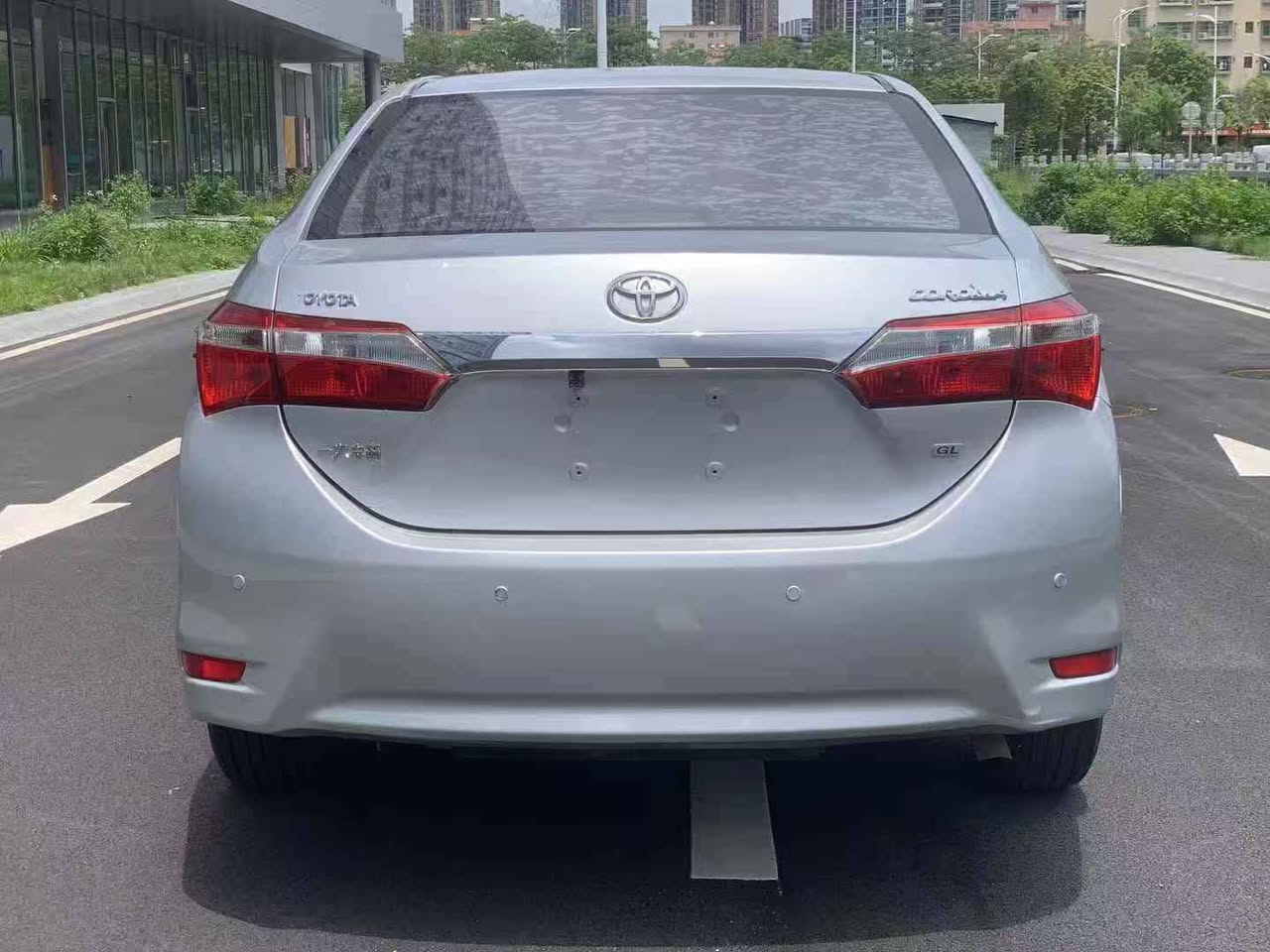 A picture of too much used cars in China WhatsApp 86 15767335847