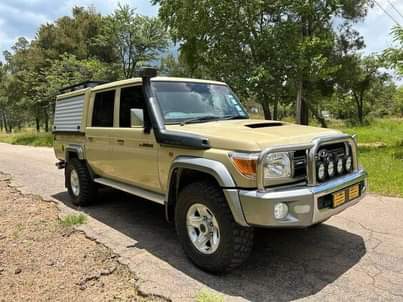 toyota land cruiser