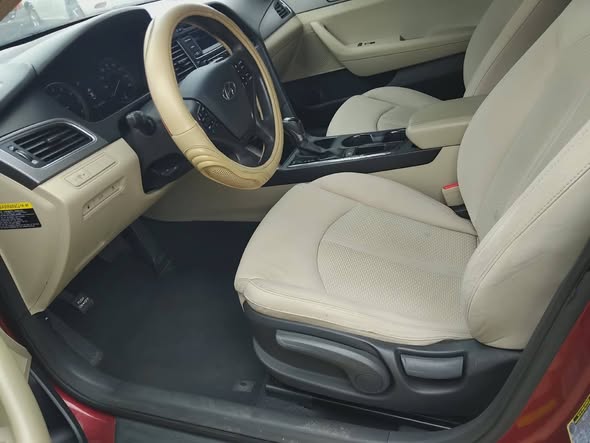 A picture of Distress deal OLD ENTRY Foreign Used Hyundai Sonata November 2025