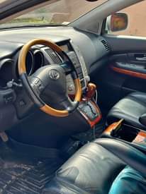 A picture of Lexus RX330 2004 few month used