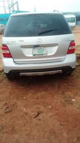 A picture of Mercedes ML350 Model