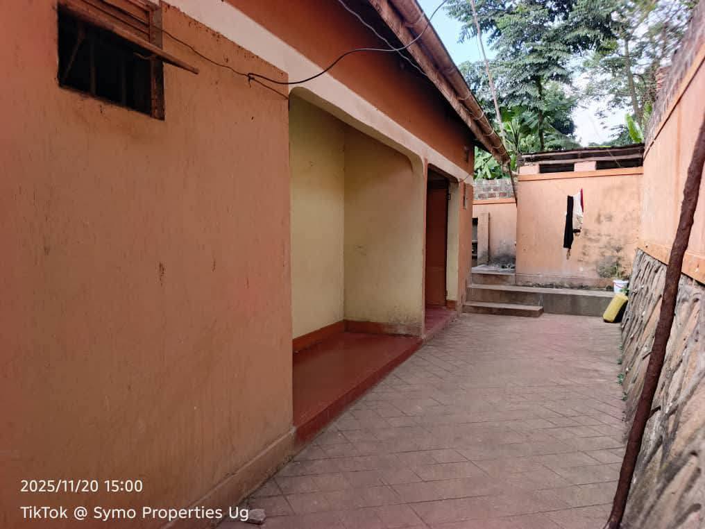 A picture of 25m Rentals On Sale 1 Double 1 Single all with