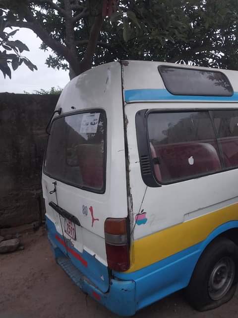 bus