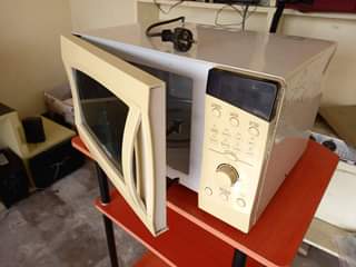 A picture of Microwave. piga. 0789371473