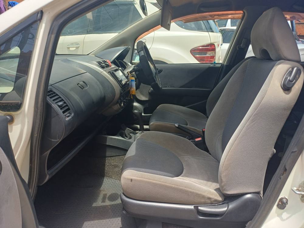 A picture of 0 7 0 4 38 14 78