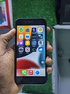 A picture of Iphone7 plain