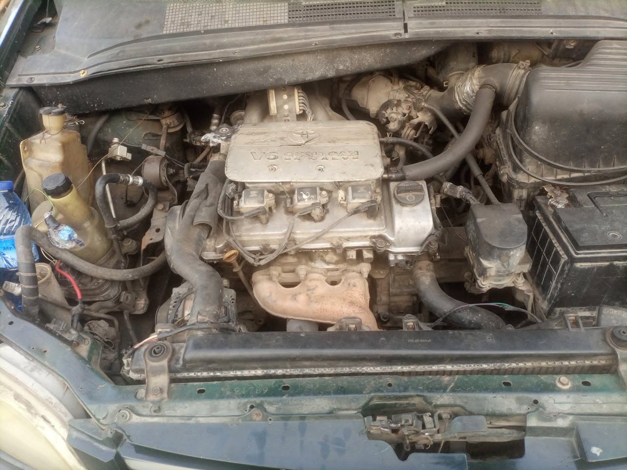 A picture of 2000 Toyota sienna