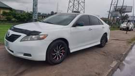A picture of Toyota Camry spider SE 010 model First spray Engine Gear