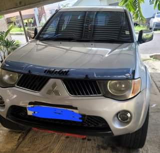 mitsubishi sportero