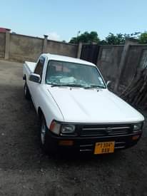 A picture of Hilux 3y injection