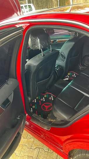A picture of MERCEDES C300