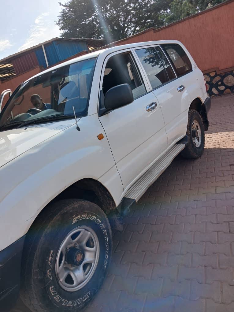 A picture of Land cruiser 1hz engine