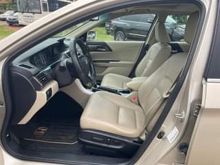 A picture of HONDA ACCORD 2016 model Direct Belgium Low mileage 79 000