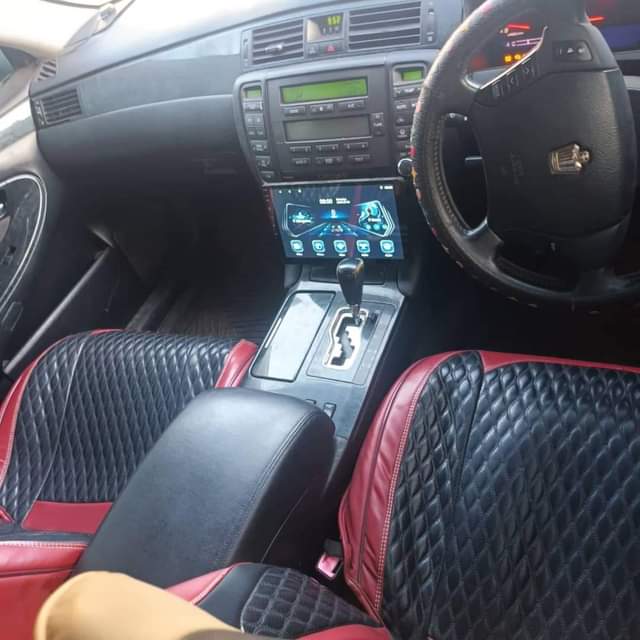 A picture of 2004 TOYOTA CROWN ATHLETE