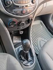 A picture of Hyundai accent 2012 Manual First body Gear ND engine Ac