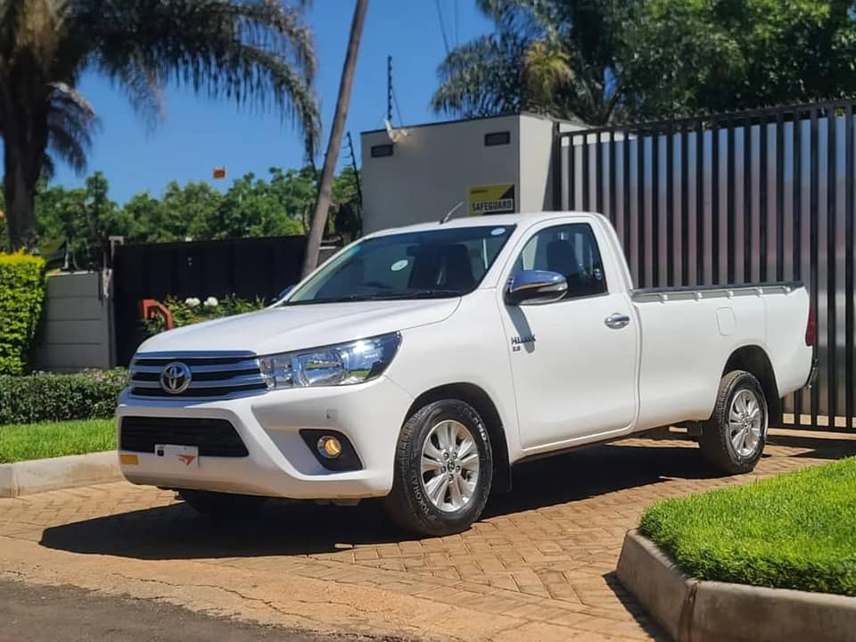 used toyota hilux