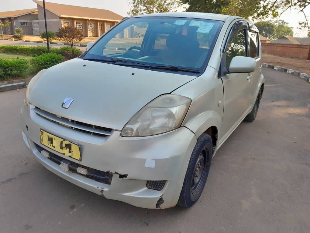 A picture of Toyota Passo