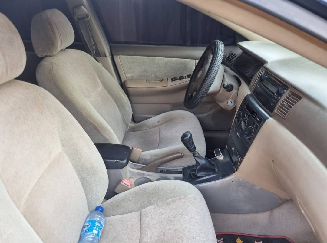A picture of Manual Toyota Corolla