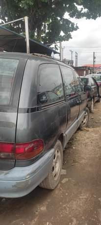 A picture of Owner needs money urgently today please note this previa is