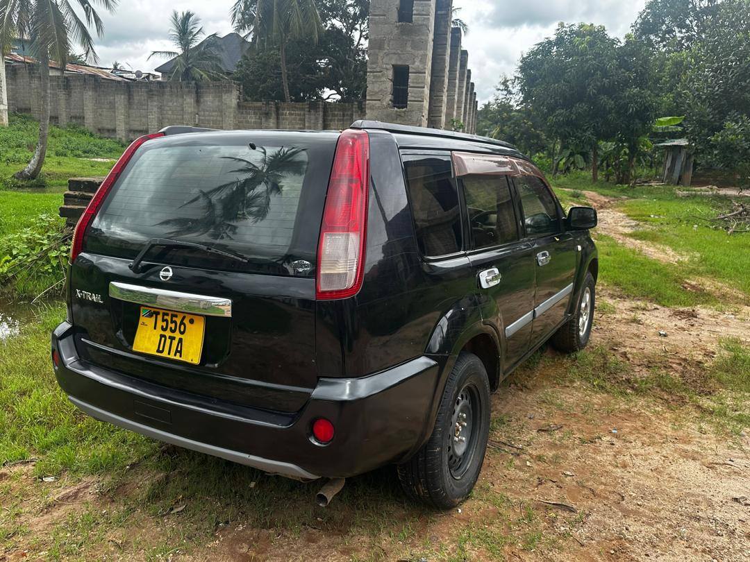 A picture of NISSAN XTRAIL FOR SALE 8 5M