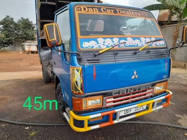 A picture of SERIOUS BUSINESS CONTACT US 0757294136 0781781519 NEGOTIABLE PRICE AND TOP