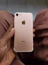 A picture of iPhone 7 Plain 32gb bei 180 000 0692853914 battery 88