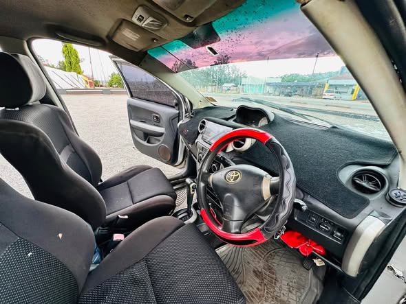 A picture of Toyota ist Full ac Cc1490 Milion 7 5 Location mwanza