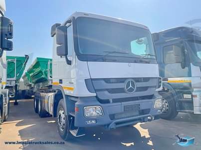 classifieds/cars mercedes