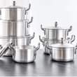 A picture of kitchen ware
